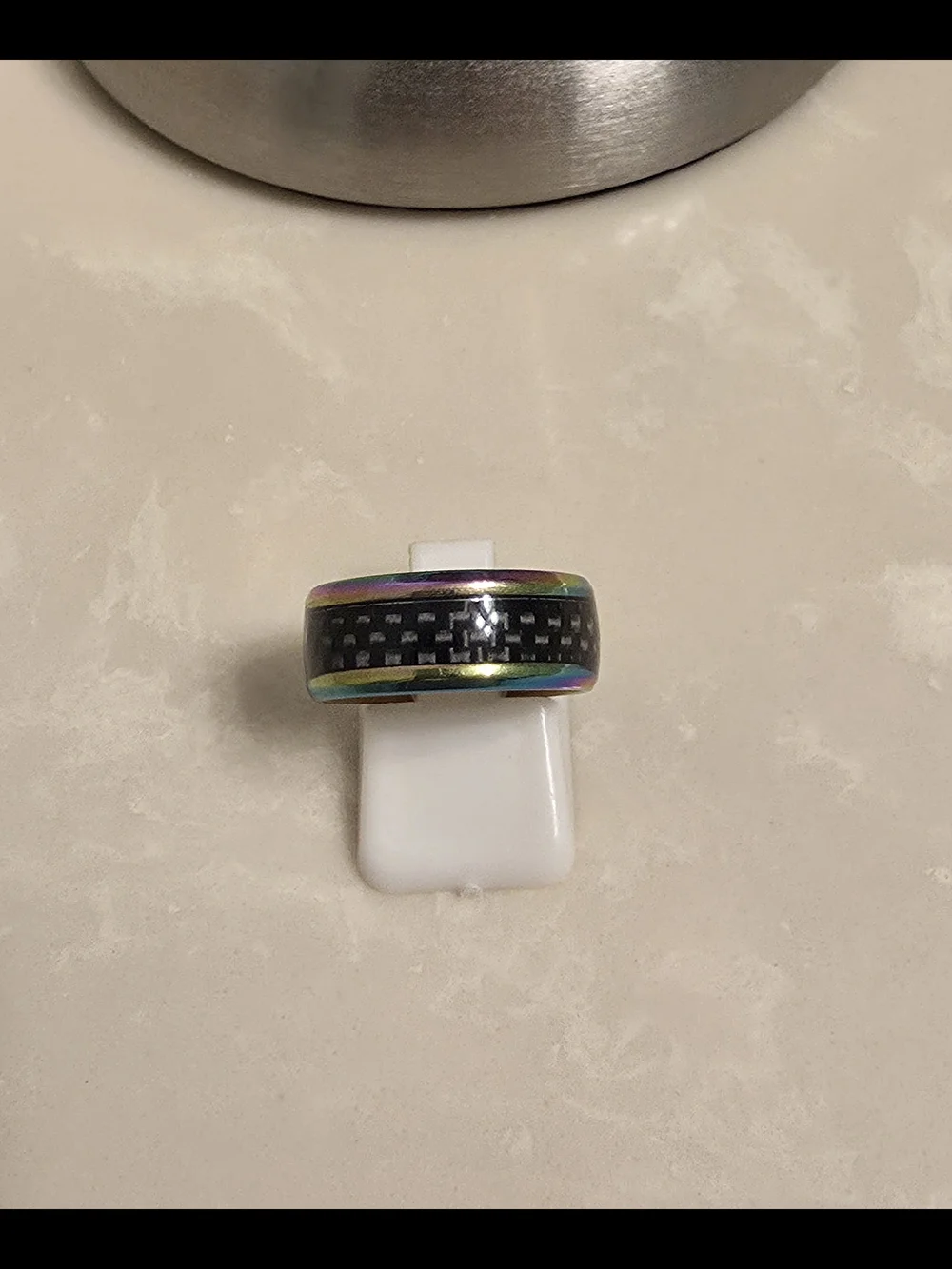 Carbon Fiber Inlay Men’s Ring with Iridescent Edges Size 7